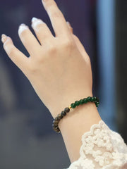 [Half Mountain Half Water] Emerald green jade + sinking grade agarwood, a must-have for girls who want to play with DIY bracelets